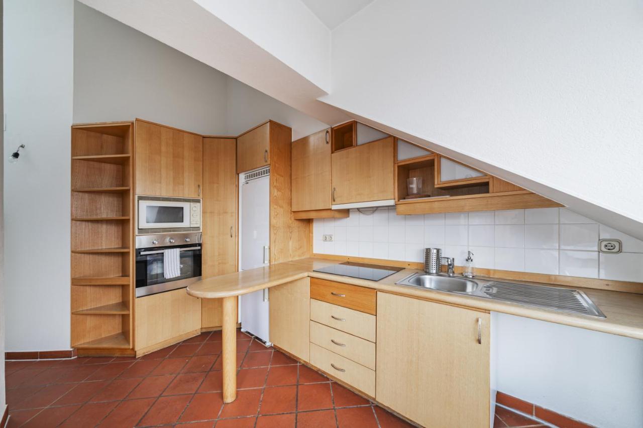 Stylisch Condo In Vienna'S 18Th District Buitenkant foto