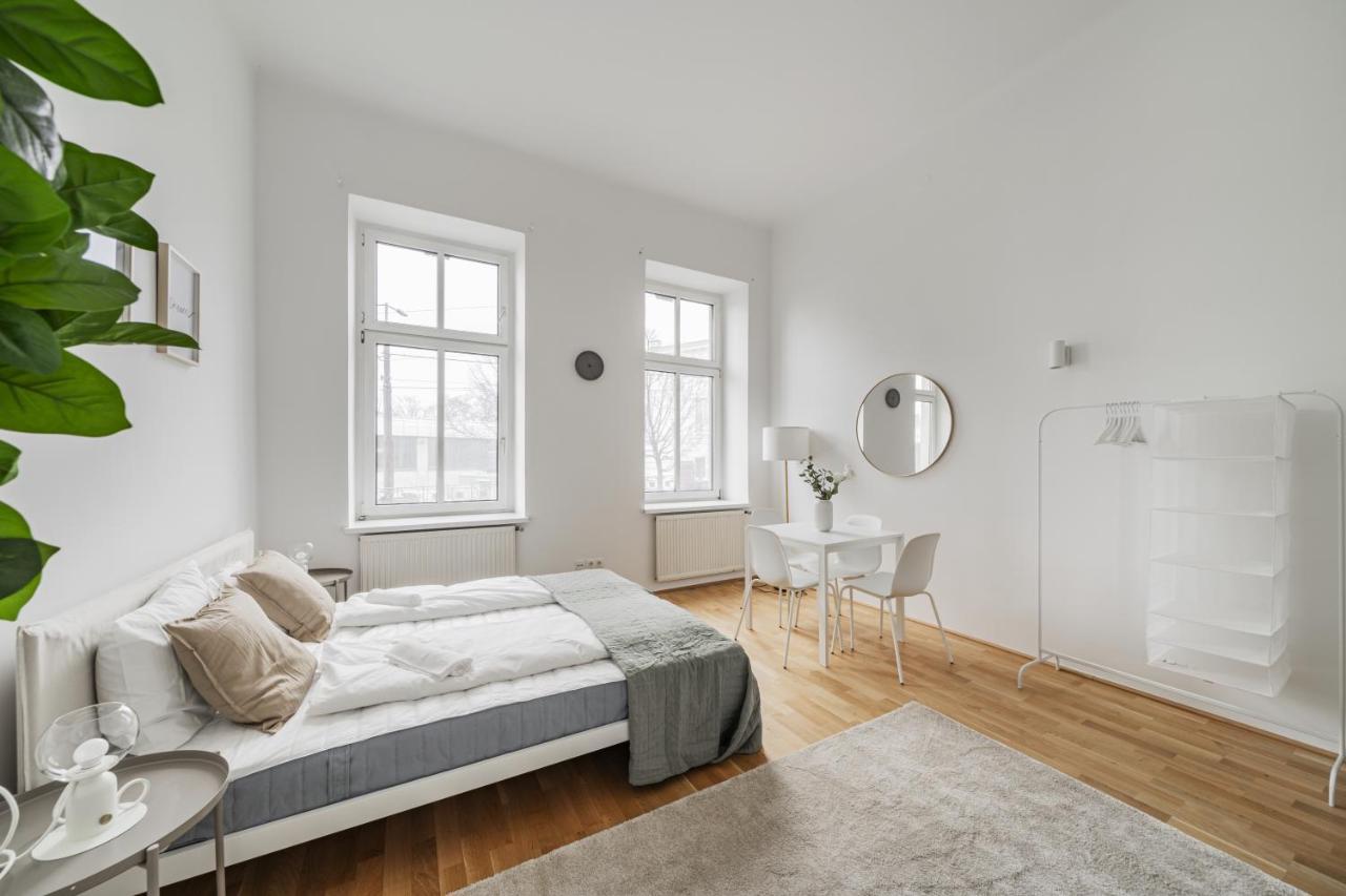 Stylisch Condo In Vienna'S 18Th District Buitenkant foto