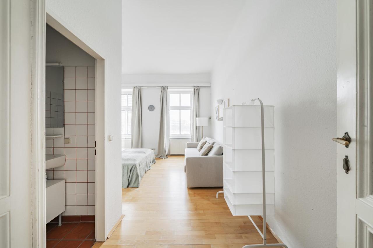 Stylisch Condo In Vienna'S 18Th District Buitenkant foto