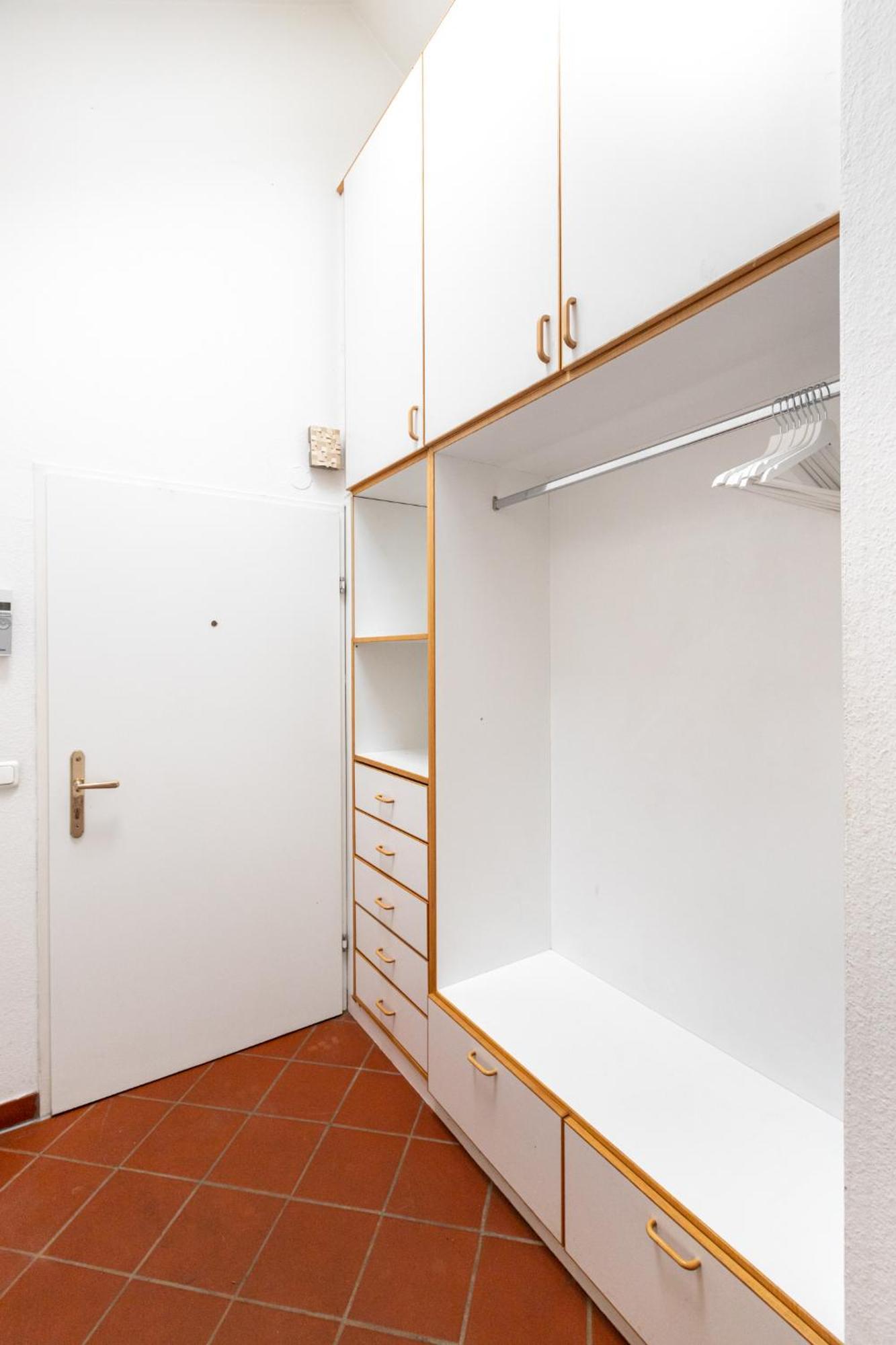 Stylisch Condo In Vienna'S 18Th District Buitenkant foto