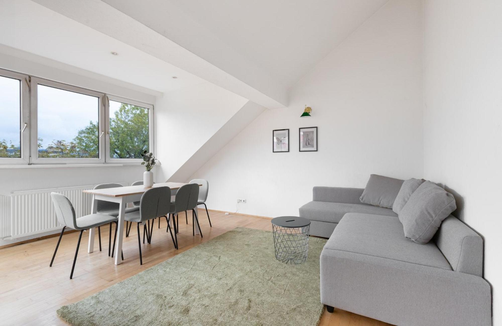Stylisch Condo In Vienna'S 18Th District Buitenkant foto