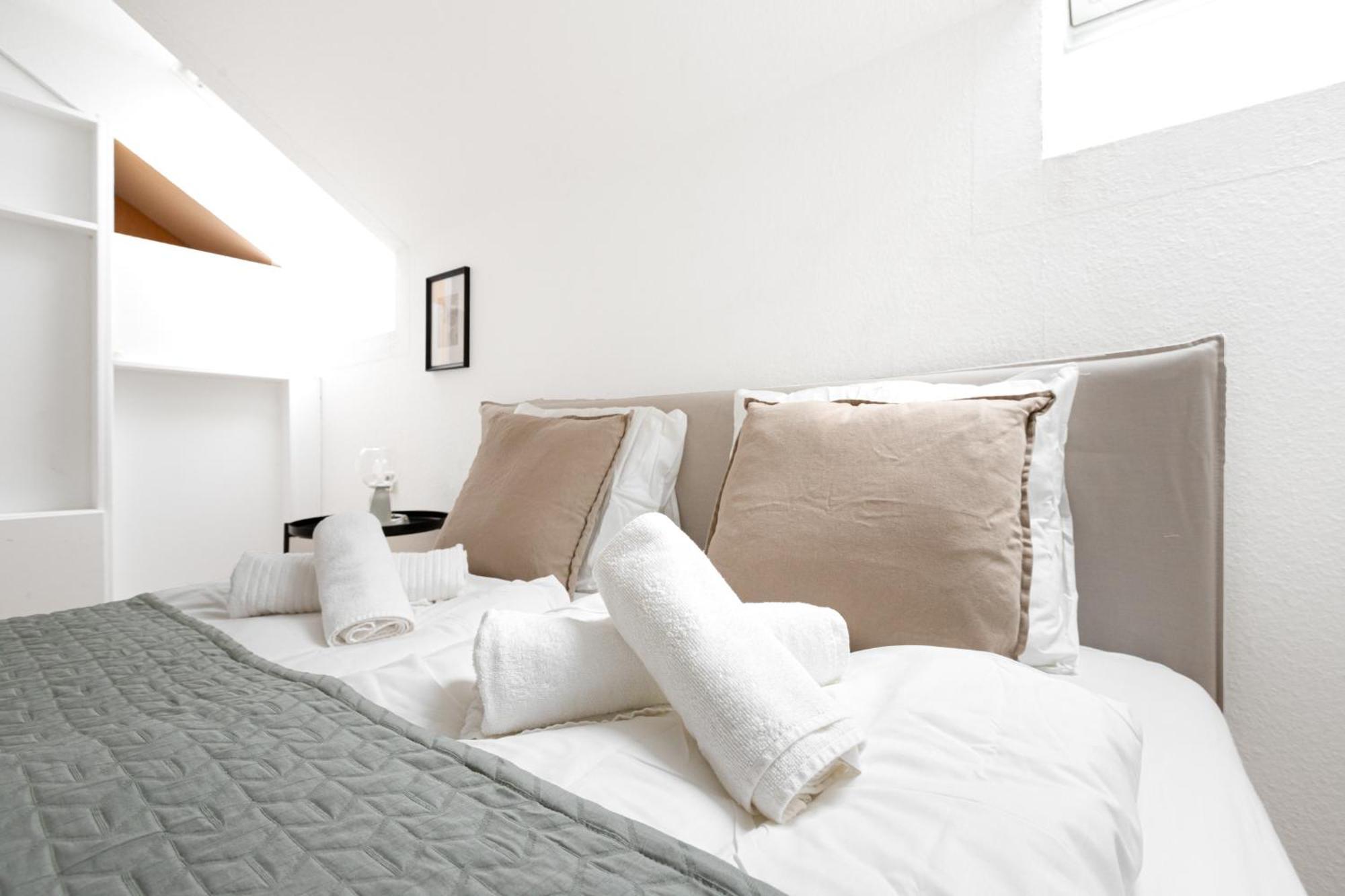 Stylisch Condo In Vienna'S 18Th District Buitenkant foto