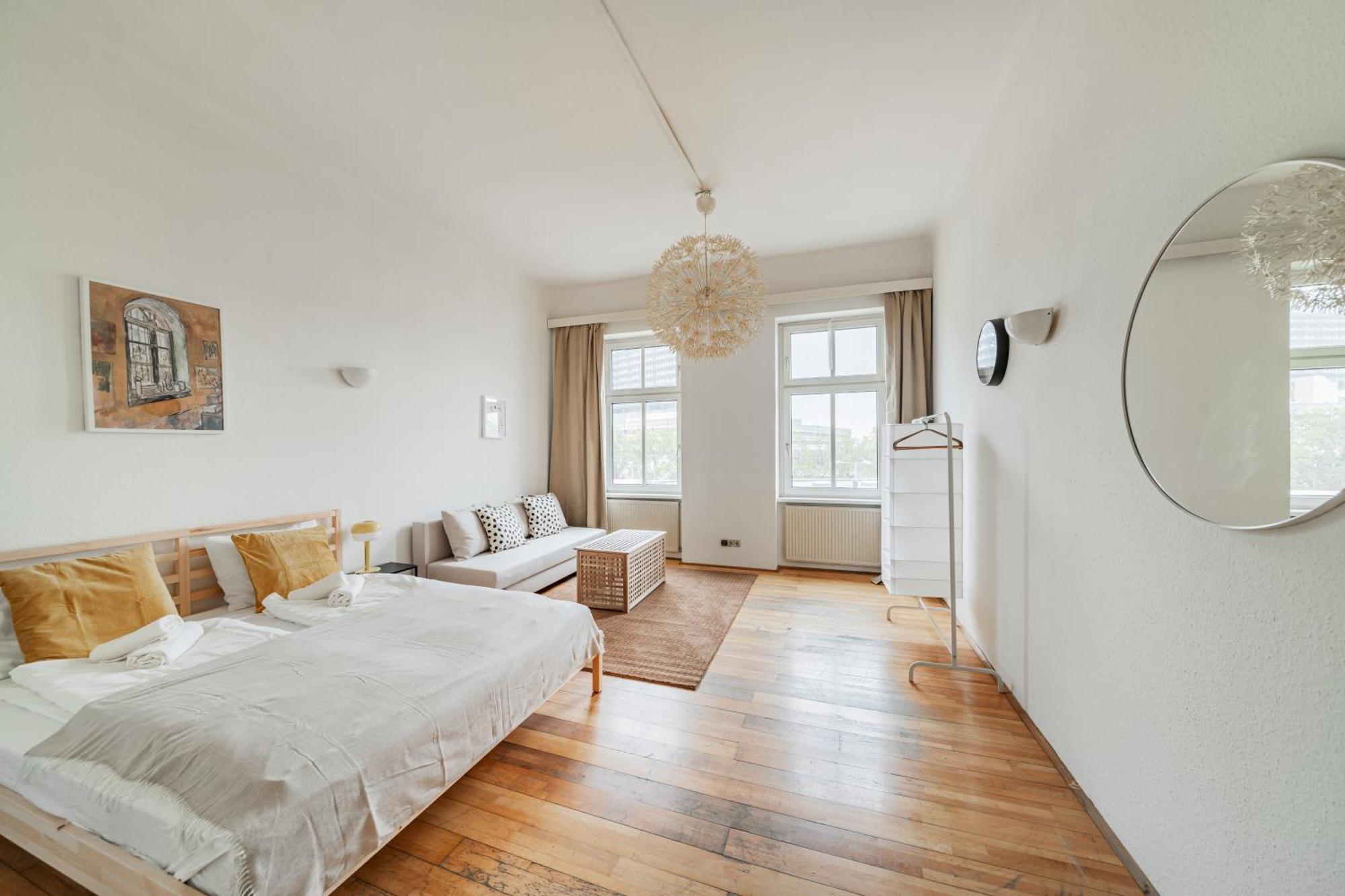 Stylisch Condo In Vienna'S 18Th District Buitenkant foto