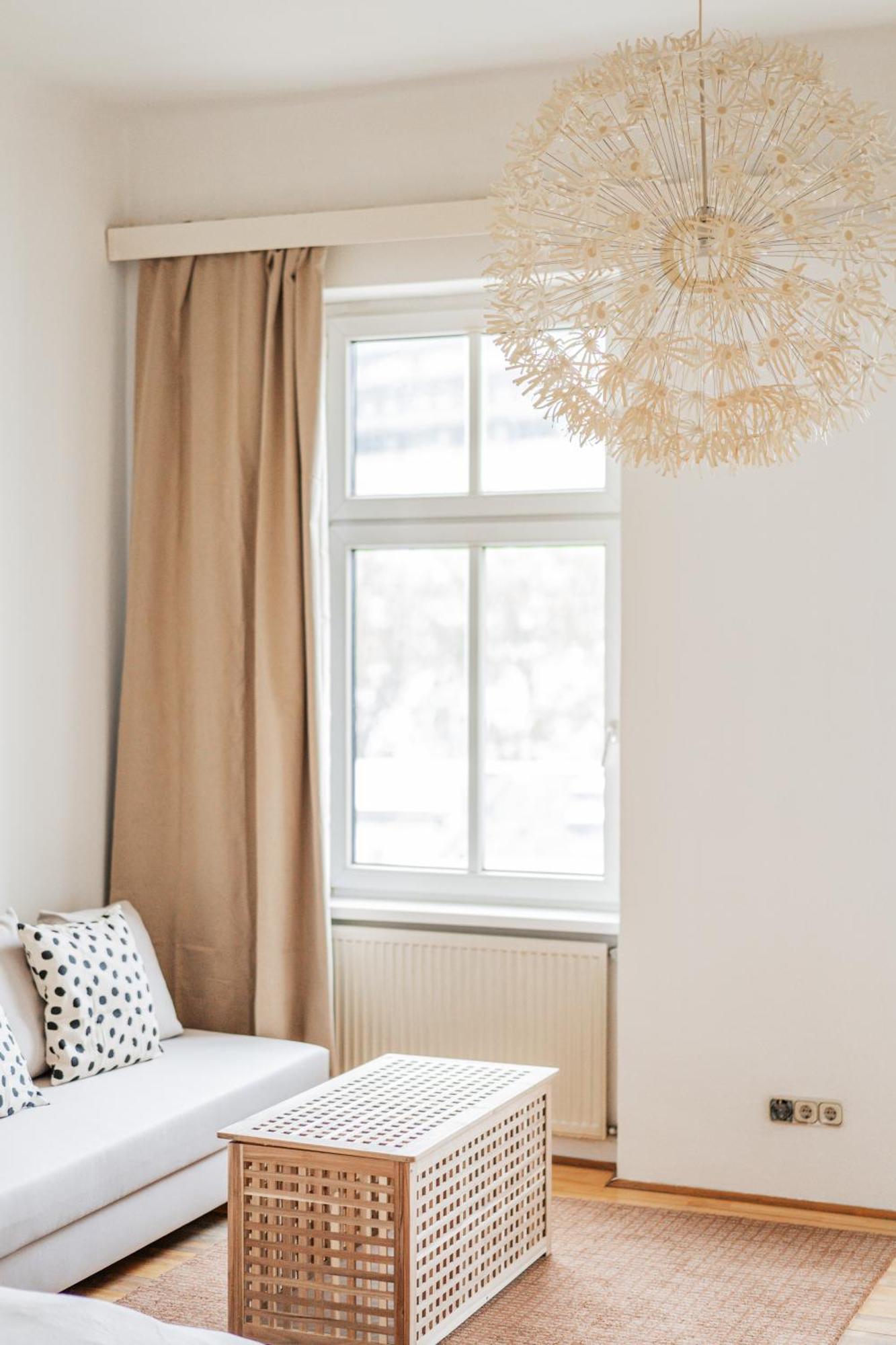 Stylisch Condo In Vienna'S 18Th District Buitenkant foto